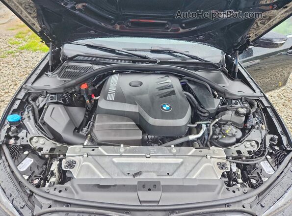 3MW89CW04S8F48185 2025 BMW 3 SERIES Black Rear interior view