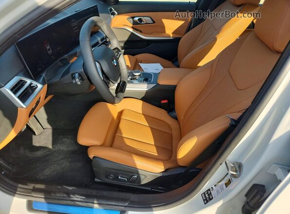 3MW89CW09T8G32357 2026 BMW 3 SERIES White Front interior view