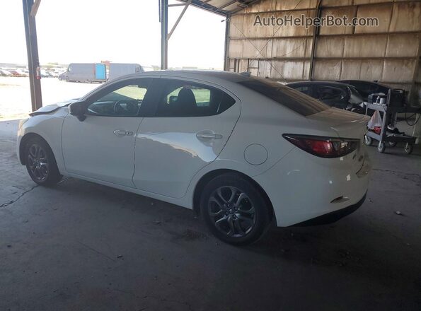 3MYDLBYV4LY711720 2020 TOYOTA YARIS White Tył lewy