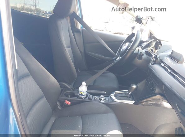 3MYDLBYV5HY173259 2017 TOYOTA YARIS IA Blue წინა სალონის ხედი