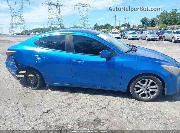 3MYDLBYV5HY173259 2017 TOYOTA YARIS IA Blue სალონის 360-გრადუსიანი ხედი