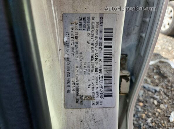 3MYDLBYV5HY176758 2017 TOYOTA YARIS Белый Вид подкапотного пространства