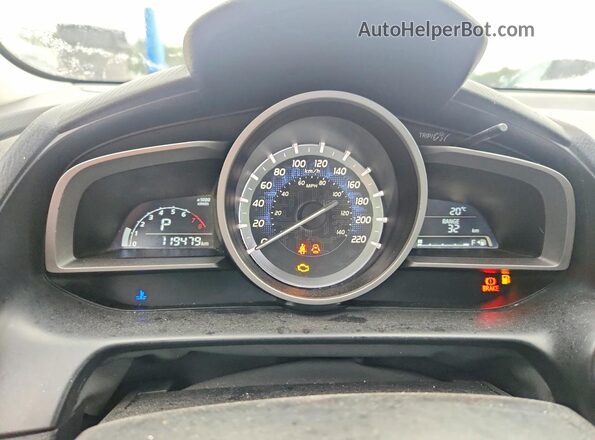 3MYDLBYV6GY116292 2016 TOYOTA YARIS Blue Instrument cluster view