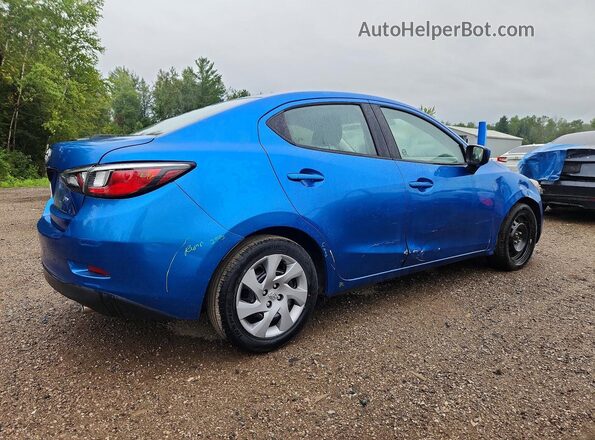 3MYDLBYV6GY116292 2016 TOYOTA YARIS Blue Rear right