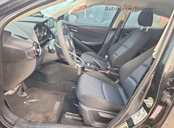 3MYDLBYV6HY191334 2017 TOYOTA YARIS Black Սալոնի դիմացի տեսք