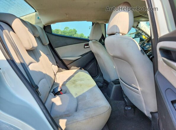 3MYDLBYV9KY504075 2019 TOYOTA YARIS White Rear seats view