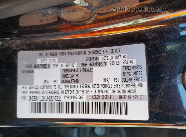 3MZBN1L3XJM267065 2018 MAZDA 3 Black Շարժիչի բաժամունքի տեսք