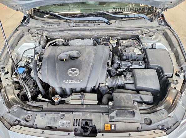 3MZBN1U74HM155230 2017 MAZDA 3 Silver Սալոնի հետևի տեսք