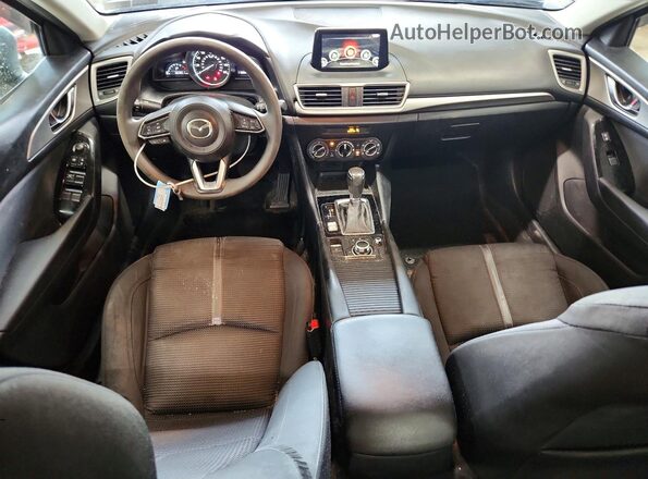 3MZBN1U74HM155230 2017 MAZDA 3 Silver Առջևի վահանակի տեսք