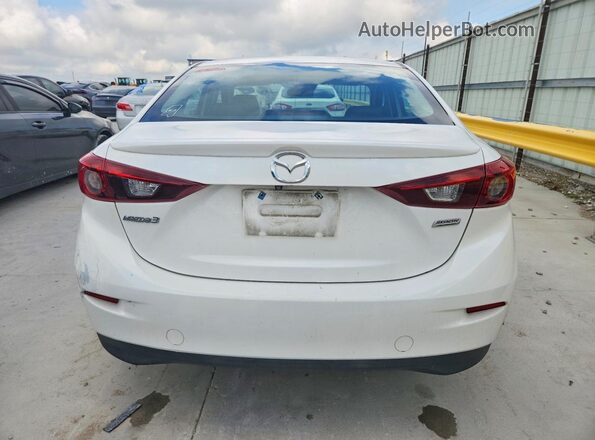 3MZBN1V32JM209609 2018 MAZDA 3 White Rear view