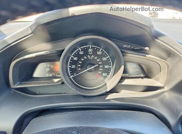 3MZBN1V79HM101047 2017 MAZDA 3 Brown Widok zestawu wskaźników