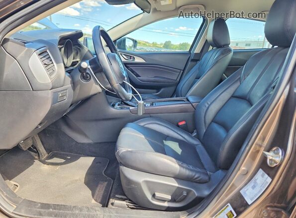3MZBN1V79HM101047 2017 MAZDA 3 Brown Widok wnętrza z przodu