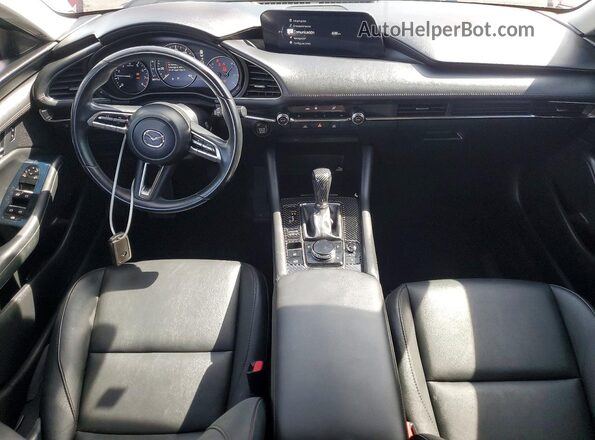 3MZBPAALXKM110411 2019 MAZDA 3 Красный Вид панели приборов