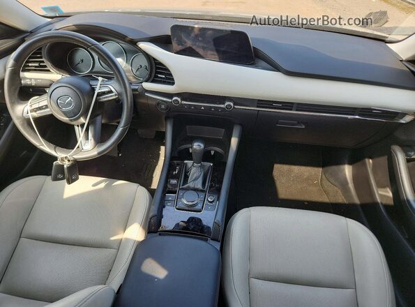 3MZBPBDL8MM250588 2021 MAZDA 3 Blue Dashboard view
