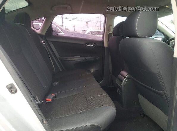 3N1AB7AP1HY401287 2017 NISSAN SENTRA Silver Вид задніх сидінь