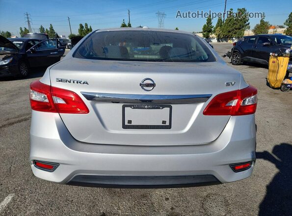3N1AB7AP1KL618858 2019 NISSAN SENTRA Silver Вид ззаду