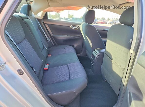 3N1AB7AP1KL618858 2019 NISSAN SENTRA Silver Вид задніх сидінь
