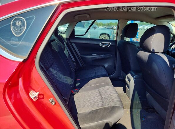 3N1AB7AP2HL655152 2017 NISSAN SENTRA Red Вид задніх сидінь