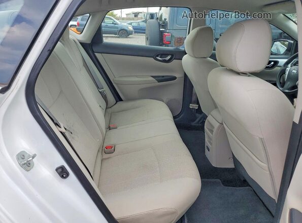 3N1AB7AP2HY280883 2017 NISSAN SENTRA Белый Вид задних сидений