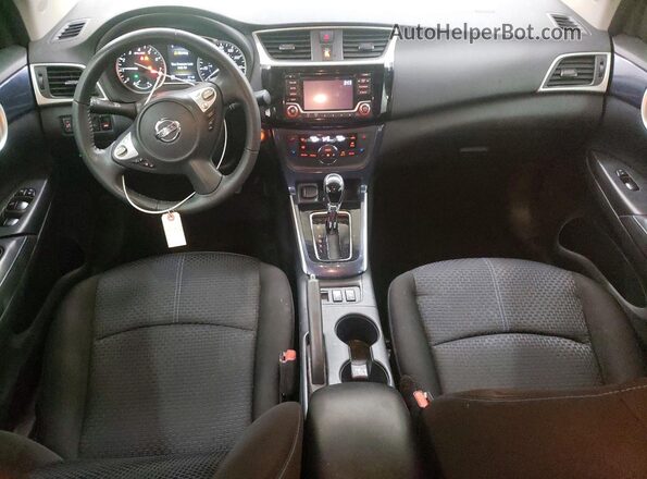 3N1AB7AP2JY212671 2018 NISSAN SENTRA Gray Вид панелі приладів