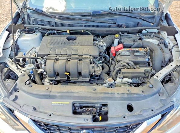 3N1AB7AP2JY328713 2018 NISSAN SENTRA Белый Вид задней части салона