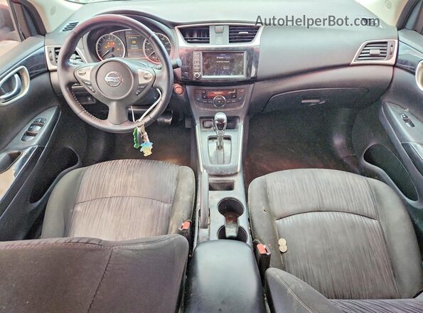 3N1AB7AP2KY295455 2019 NISSAN SENTRA Red Вид панелі приладів