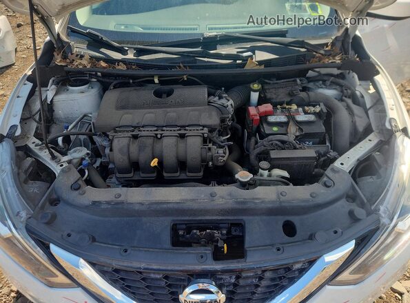 3N1AB7AP3JL663041 2018 NISSAN SENTRA White Rear interior view