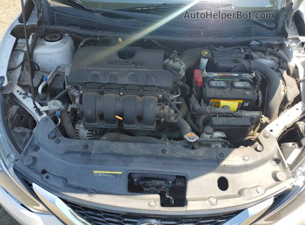 3N1AB7AP4JY243680 2018 NISSAN SENTRA White Սալոնի հետևի տեսք