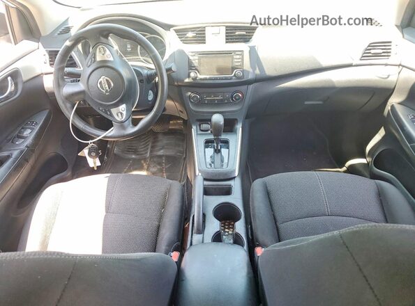 3N1AB7AP4JY243680 2018 NISSAN SENTRA White Առջևի վահանակի տեսք