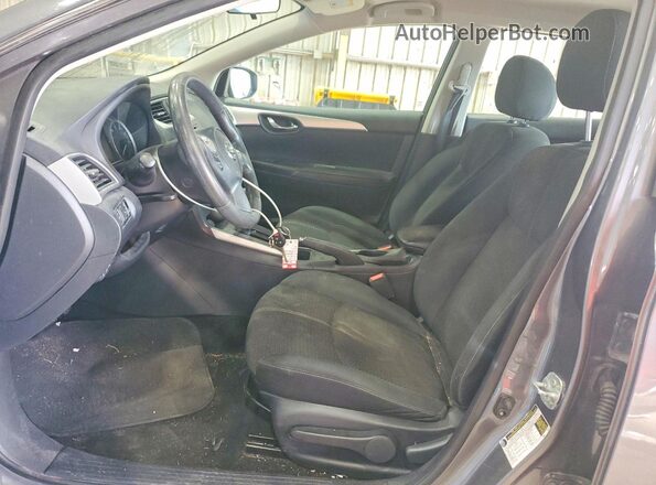 3N1AB7AP4JY323092 2018 NISSAN SENTRA Gray Front interior view