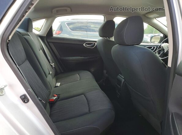 3N1AB7AP4KY284862 2019 NISSAN SENTRA Silver Սարքավորումների վահանակի տեսք