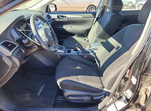 3N1AB7AP5JY274839 2018 NISSAN SENTRA Black Вид салону спереду