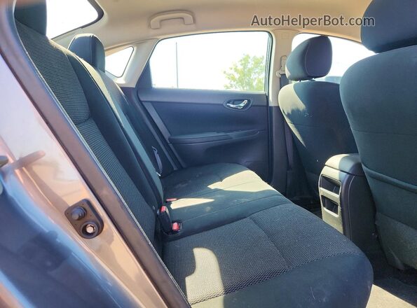 3N1AB7AP6KY267786 2019 NISSAN SENTRA Gray უკანა სავარძლების ხედი