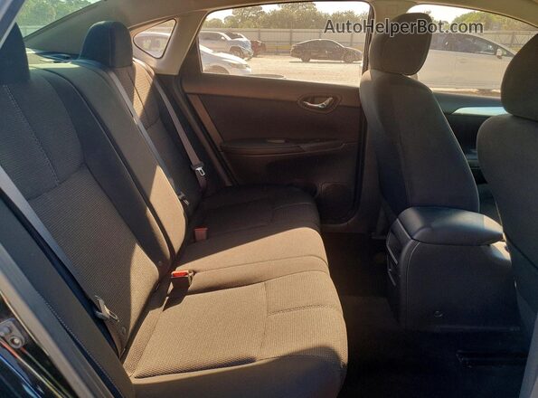 3N1AB7AP7JY235279 2018 NISSAN SENTRA Black Հետևի նստատեղերի տեսք