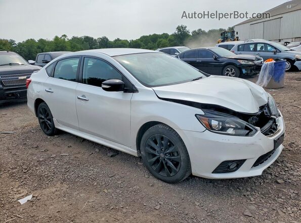 3N1AB7AP7JY270842 2018 NISSAN SENTRA Белый Передняя правая четверть