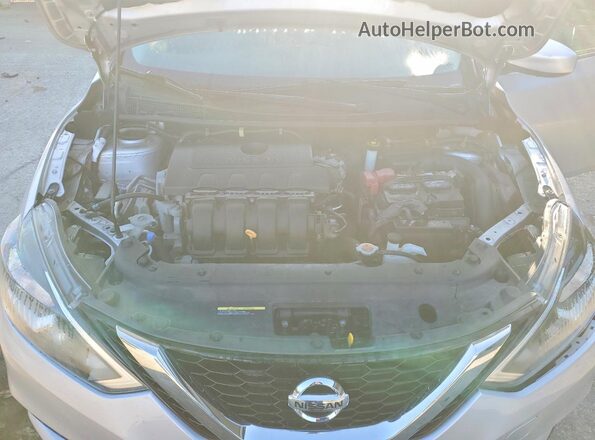 3N1AB7AP7KY358646 2019 NISSAN SENTRA Silver Widok wnętrza z tyłu