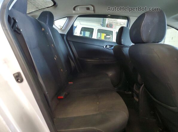 3N1AB7AP7KY374717 2019 NISSAN SENTRA Silver Rear seats view