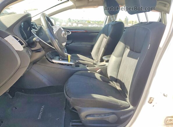 3N1AB7AP8JL653203 2018 NISSAN SENTRA White Front interior view