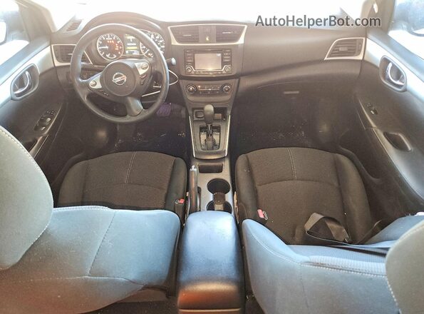 3N1AB7APXJY335103 2018 NISSAN SENTRA White Вид панелі приладів