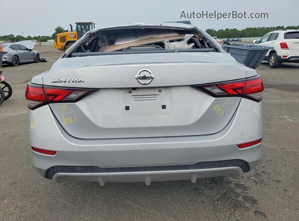 3N1AB8BV7NY208303 2022 NISSAN SENTRA Silver Вид ззаду