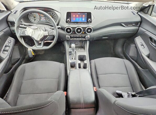 3N1AB8BV7SY261708 2025 NISSAN SENTRA Gray Widok deski rozdzielczej
