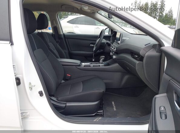 3N1AB8CV0SY302405 2025 NISSAN SENTRA White Вид салону спереду
