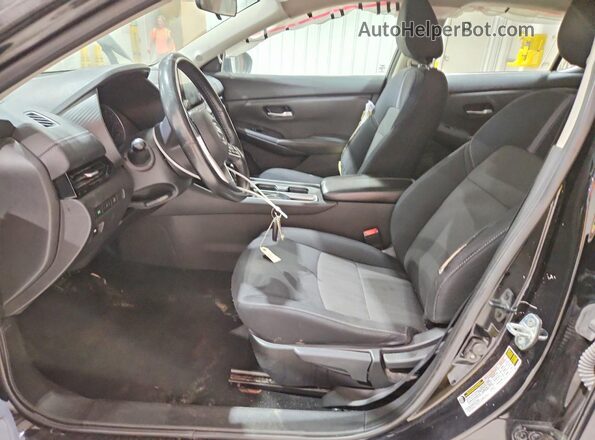 3N1AB8CV2PY232476 2023 NISSAN SENTRA Черный Вид салона спереди
