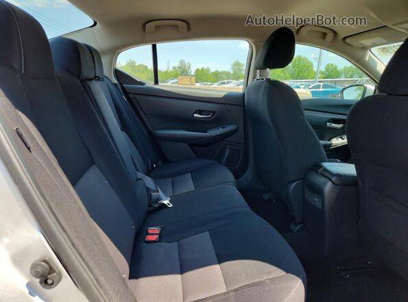 3N1AB8CV4MY299897 2021 NISSAN SENTRA Серебряный Вид задних сидений