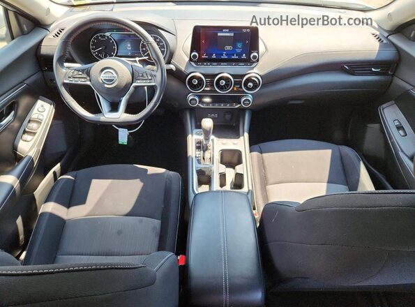 3N1AB8CV4MY299897 2021 NISSAN SENTRA Серебряный Вид панели приборов