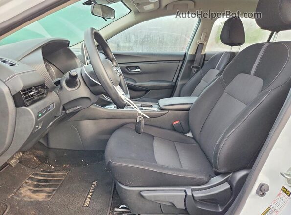 3N1AB8CVXSY428108 2025 NISSAN SENTRA Белый Вид салона спереди