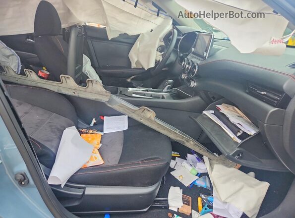 3N1AB8DV2RY286202 2024 NISSAN SENTRA Blue Vista interior delantera