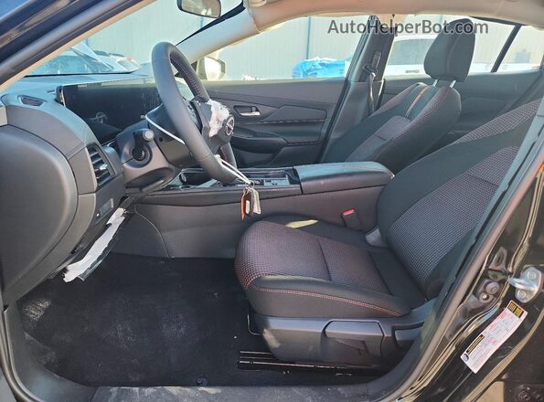 3N1AB9DV6TY281503 2026 NISSAN SENTRA Black Widok wnętrza z przodu