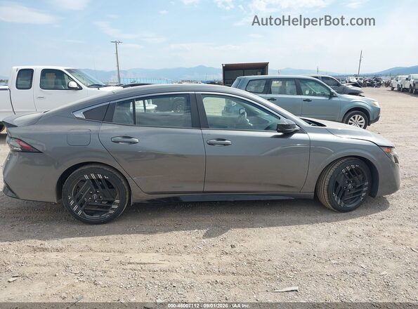 3N1AB9DV8TY206754 2026 NISSAN SENTRA Gray Rear interior view