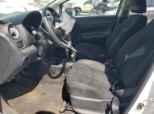 3N1CE2CP0KL360154 2019 NISSAN VERSA White Vista interior delantera
